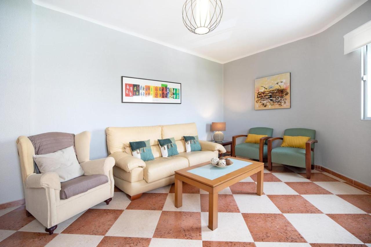 Grand Beachside Apartment - Cádiz Buitenkant foto