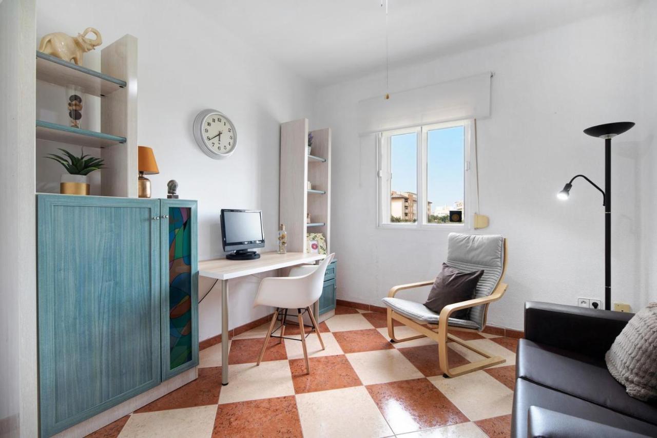 Grand Beachside Apartment - Cádiz Buitenkant foto